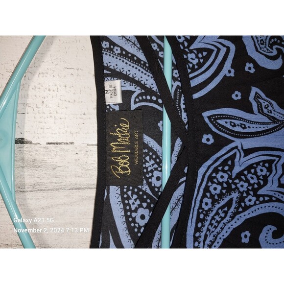 Bob Mackie Accordion Pleat Blouse Top M Blue White Artsy Bat Wing Sleeve - Picture 4 of 7